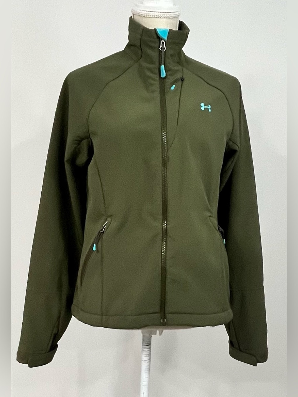Under Armour - Womens Coldgear Softshell Jacket - Size M - FLAWS